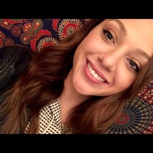 Meet your Posher, Natalie